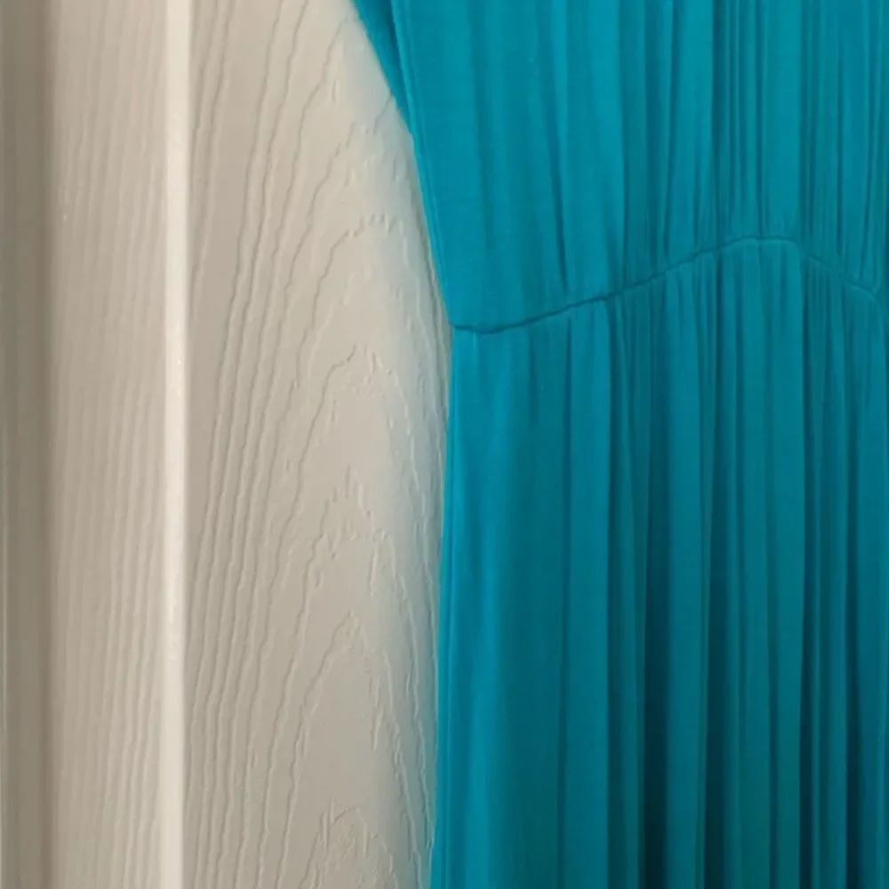 Kranda | Color Block Maxi Dress - Picture 4 of 12